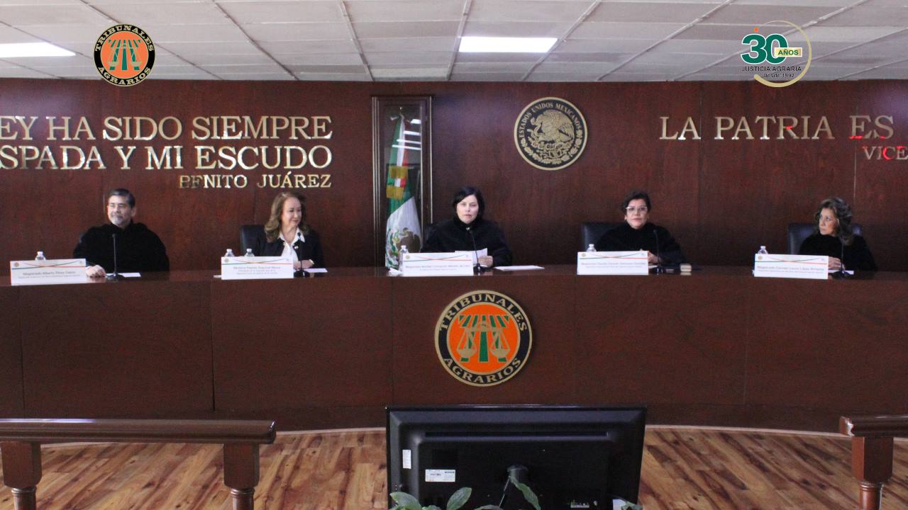 Sesión Solemne Administrativa del Honorable Pleno del Tribunal Superior Agrario por la cual se instituyó el “Reconocimiento Ministra de la Suprema Corte de Justicia de la Nación Yasmín Esquivel Mossa”